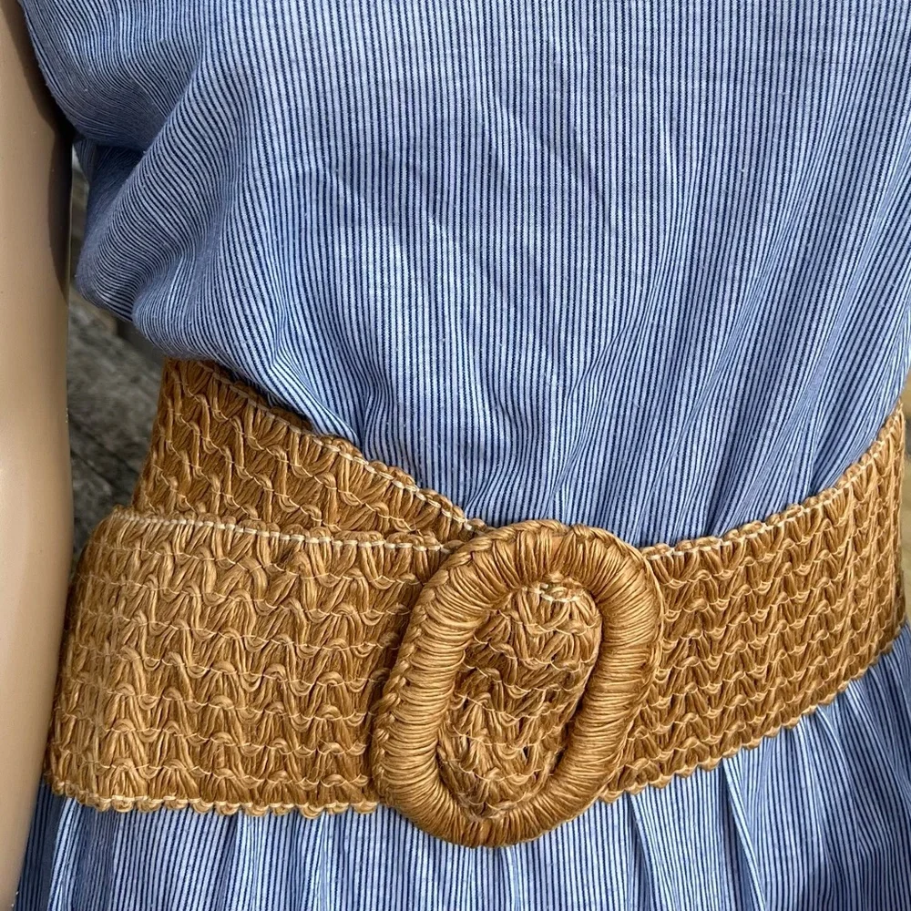 - Vintage 70’s Wide Woven Belt! EUC!